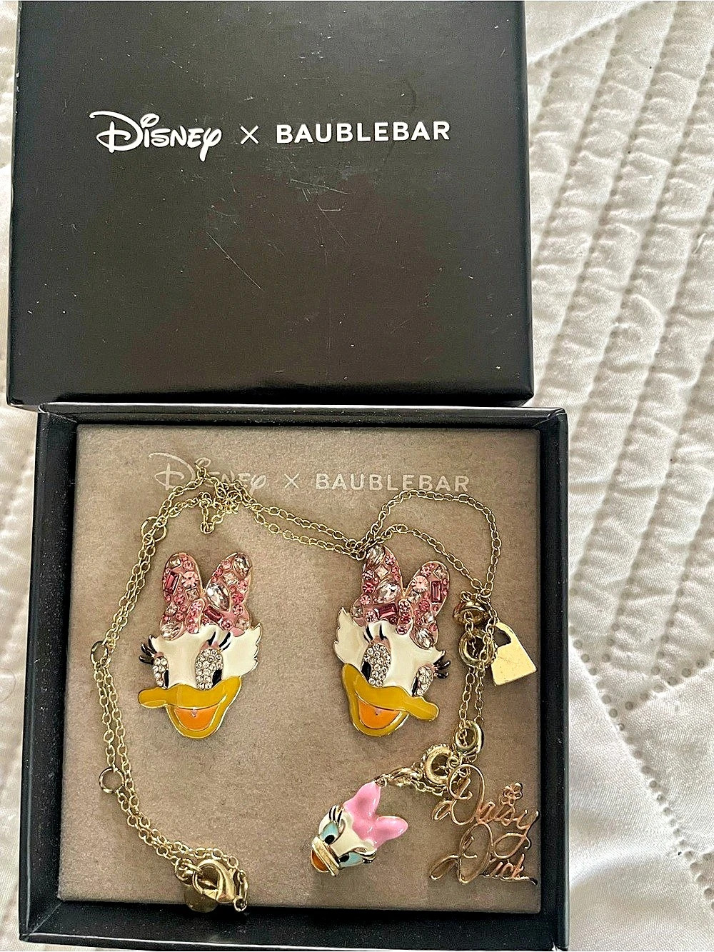 BaubleBar Disney x BaubleBar Daisy Duck Jewelry Set Gold & Pink Like New